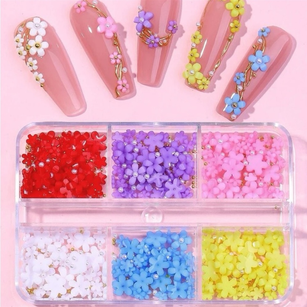 Nail Accents
